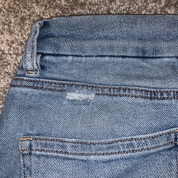 American Eagle Mom Jeans - Picture 4 of 9